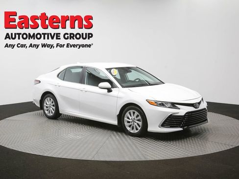 Used 2023 Toyota Camry LE image 48