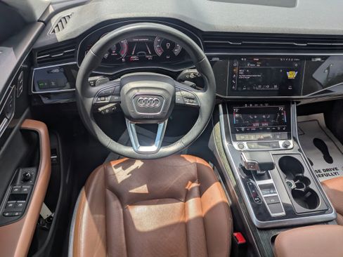 Used 2022 Audi Q8 Premium Plus AWD/4WD image 15