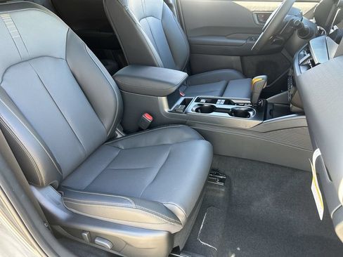 New 2026 Subaru Outback Wilderness w/ Wilderness Package AWD/4WD image 7