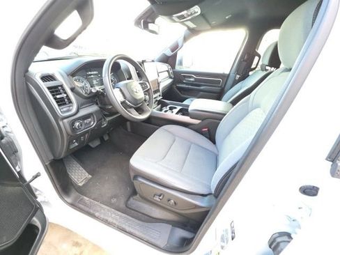 Used 2025 RAM 1500 Big Horn AWD/4WD image 13