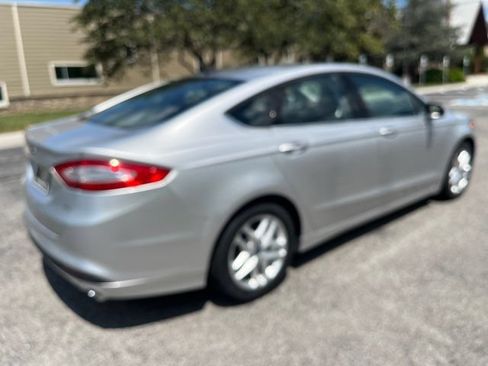 Used 2013 Ford Fusion SE FWD image 20