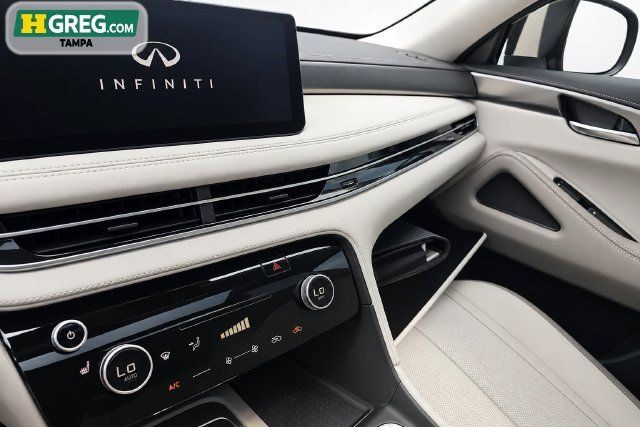 Used 2026 INFINITI QX60 Pure w/ Cargo Package FWD image 14