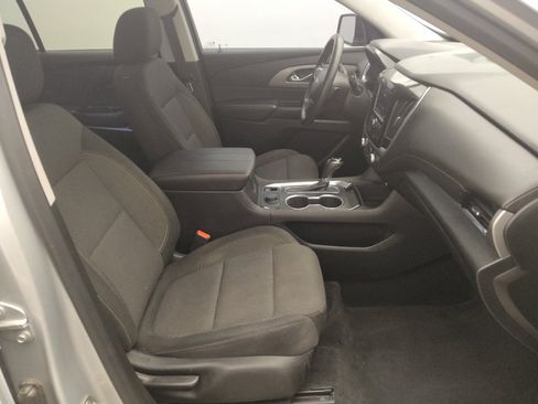 Used 2020 Chevrolet Traverse LS FWD image 21