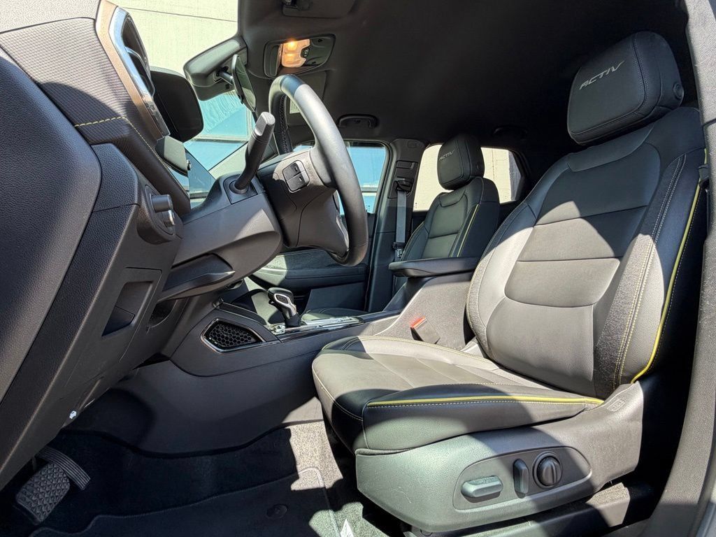 Used 2024 Chevrolet TrailBlazer ACTIV AWD/4WD image 6