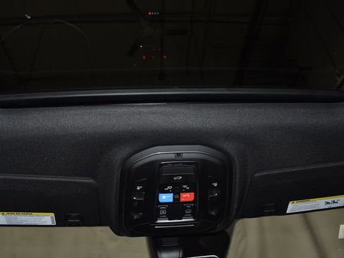 New 2025 Jeep Grand Cherokee Altitude image 20