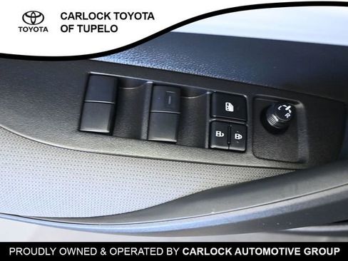 Used 2025 Toyota Corolla LE image 19