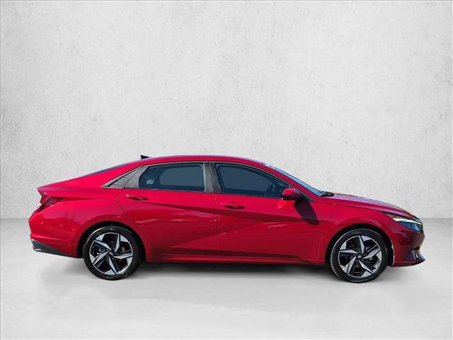 Used 2023 Hyundai Elantra SEL w/ Convenience Package FWD image 4