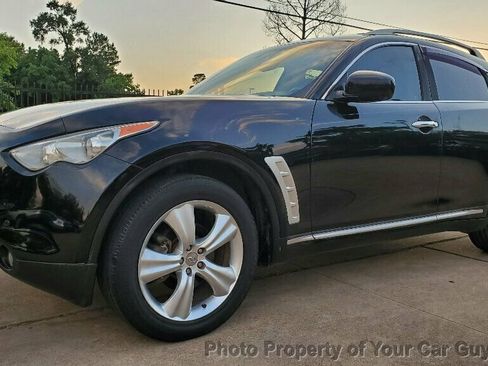 Used 2010 INFINITI FX35 AWD w/ Navigation Pkg image 1