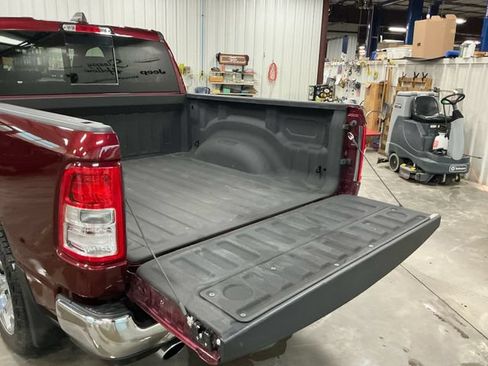 Used 2022 RAM 1500 Big Horn AWD/4WD image 12