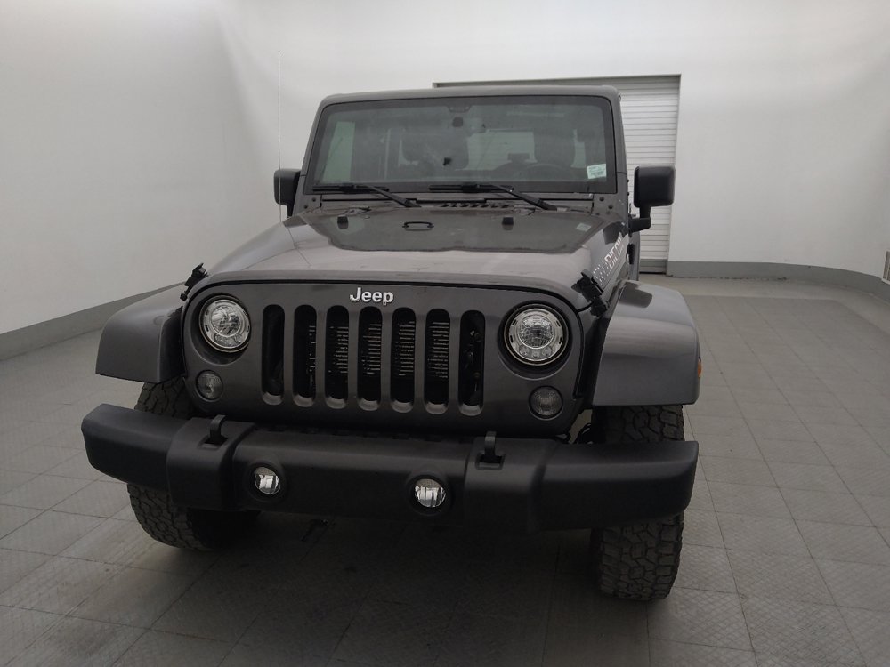 Used 2017 Jeep Wrangler Unlimited Rubicon w/ Connectivity Group AWD/4WD image 15