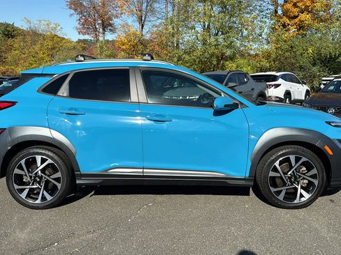 Used 2023 Hyundai Kona Limited image 2