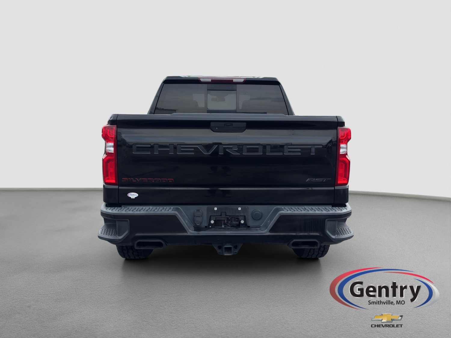 Used 2022 Chevrolet Silverado 1500 RST w/ Redline Edition AWD/4WD image 5