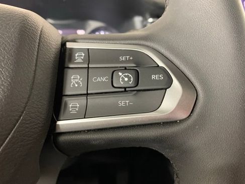 Used 2024 Jeep Compass Limited AWD/4WD image 29