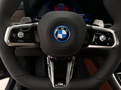 New 2026 BMW 750e xDrive w/ Executive Package AWD/4WD image 11