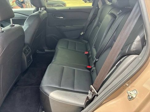 Used 2024 Nissan Rogue SV w/ SV Premium Package FWD image 15