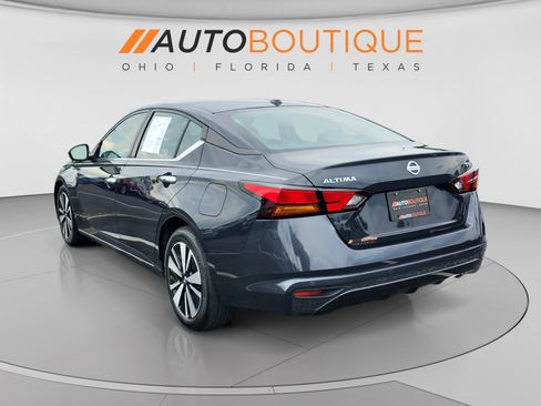Used 2022 Nissan Altima 2.5 SV FWD image 3