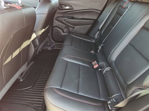 Used 2025 Chevrolet Trax RS w/ Driver Confidence Package image 31