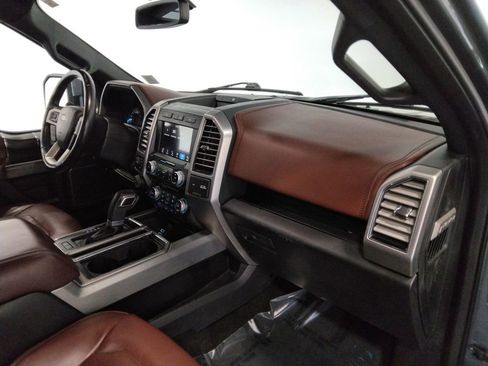 Used 2018 Ford F150 Platinum w/ Equipment Group 701A Luxury image 49