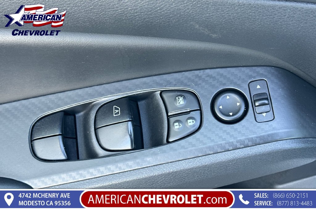 Used 2025 Nissan Altima 2.5 SV FWD image 12