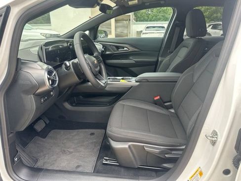 New 2026 Chevrolet Equinox EV LT FWD image 10