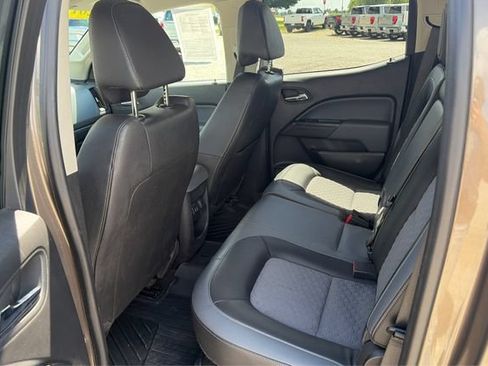 Used 2016 Chevrolet Colorado Z71 AWD/4WD image 10