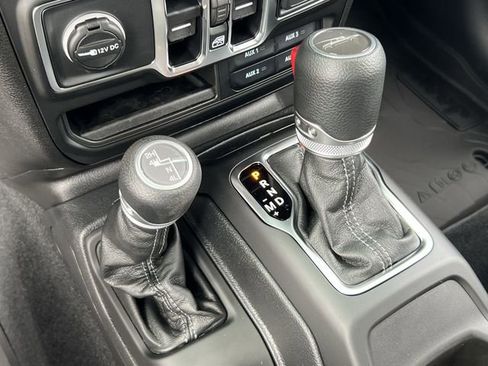 New 2025 Jeep Gladiator Sport image 26