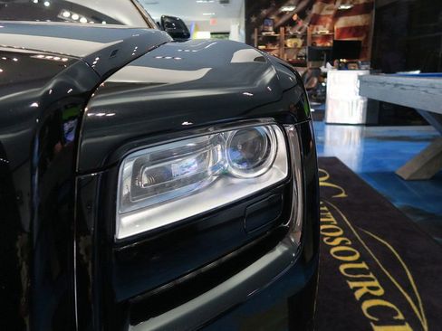 Used 2013 Rolls-Royce Ghost RWD image 42