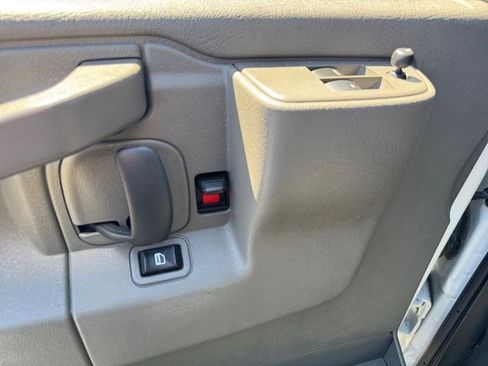 Used 2024 GMC Savana 2500 w/ Driver Convenience Package RWD image 12