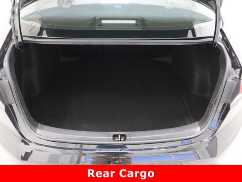 Certified 2024 Toyota Corolla LE image 28