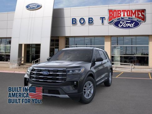 New 2025 Ford Explorer Active w/ Active Comfort Package image 1