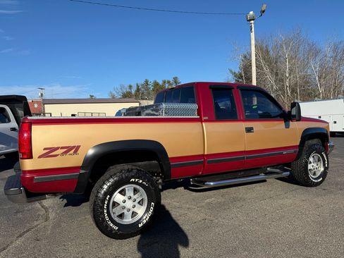 Used 1990 Chevrolet Silverado 2500 4x4 Extended Cab image 23