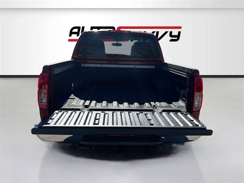 Used 2012 Nissan Frontier SV w/ SV Premium Utility Pkg image 20