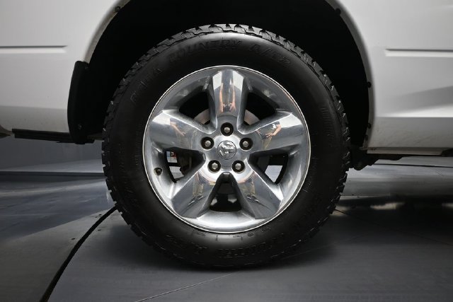 Used 2017 RAM 1500 Big Horn RWD image 11