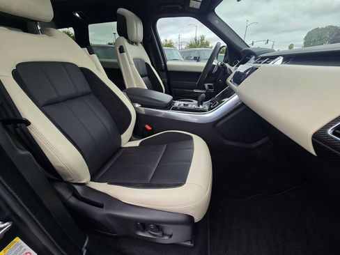 Used 2022 Land Rover Range Rover Sport HST AWD/4WD image 10