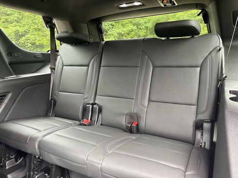 Used 2026 Chevrolet Tahoe Z71 w/ Comfort Package AWD/4WD image 26