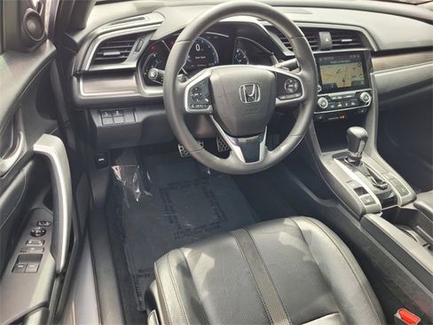 Used 2019 Honda Civic Touring image 14
