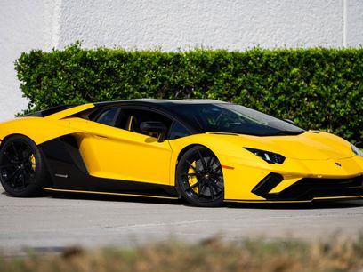 Used 2018 Lamborghini Aventador S