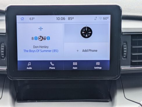 Used 2022 Ford Explorer XLT w/ Equipment Group 202A AWD/4WD image 19