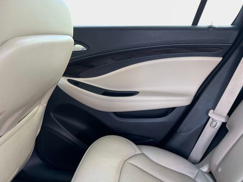 Used 2019 Buick Envision Premium w/ Driver Confidence Package AWD/4WD image 15