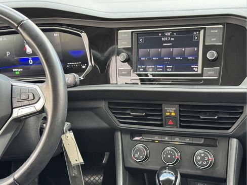 Used 2024 Volkswagen Jetta S FWD image 19
