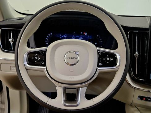 New 2026 Volvo XC60 B5 Ultra w/ Protection Package Premier image 48