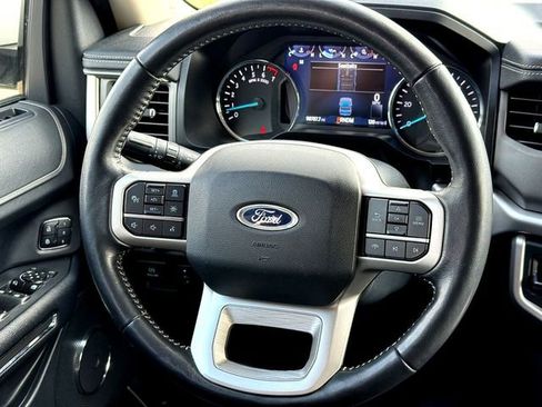 Certified 2022 Ford Expedition Max XLT image 26