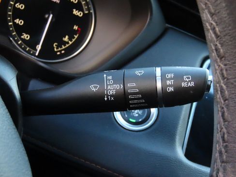 Used 2020 Cadillac XT4 Sport image 36