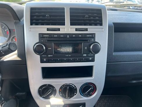 Used 2008 Jeep Patriot Sport FWD image 15