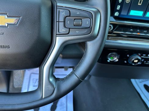Used 2024 Chevrolet Silverado 1500 LT AWD/4WD image 11