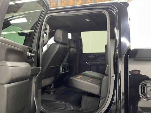 Used 2021 GMC Sierra 2500 AT4 AWD/4WD image 14