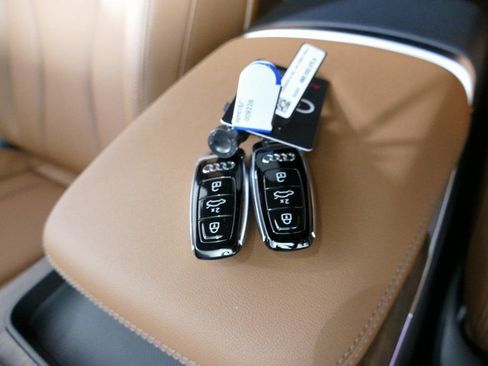 New 2026 Audi Q8 Premium Plus image 12