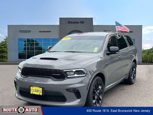 Used 2022 Dodge Durango R/T w/ Blacktop Package AWD/4WD image 2