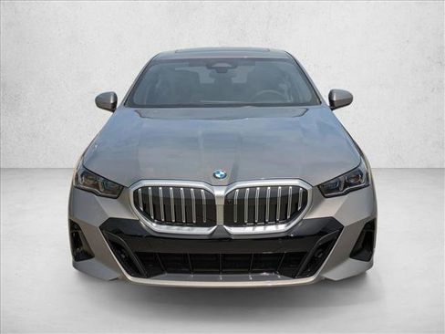 New 2026 BMW 530i xDrive AWD/4WD image 6