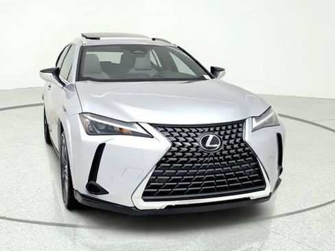 Used 2025 Lexus UX 300h FWD w/ Accessory Package (Z1) image 2